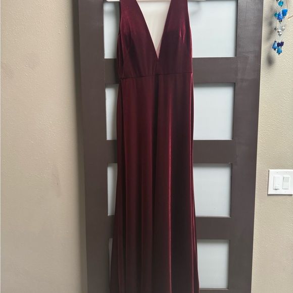 Jenny Yoo Deep Red Velvet Plunge Neck Sleeveless Gown - Picture 2 of 7